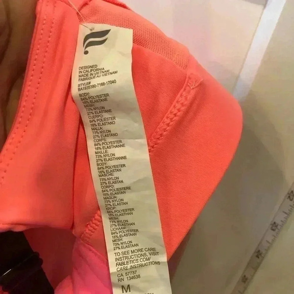 Athleta All Day Everyday Low impact V-neck,removable pads adjustable straps - Picture 8 of 8